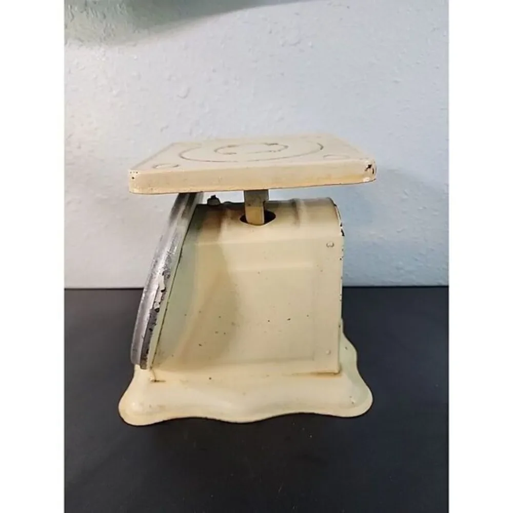 ANTIQUE AMERICAN FAMILY SCALE 25 LB ALUMINUM 8